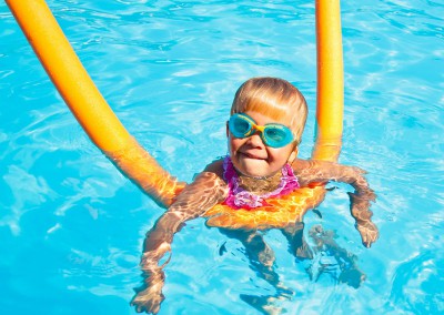 Child-Enjoying-Pool